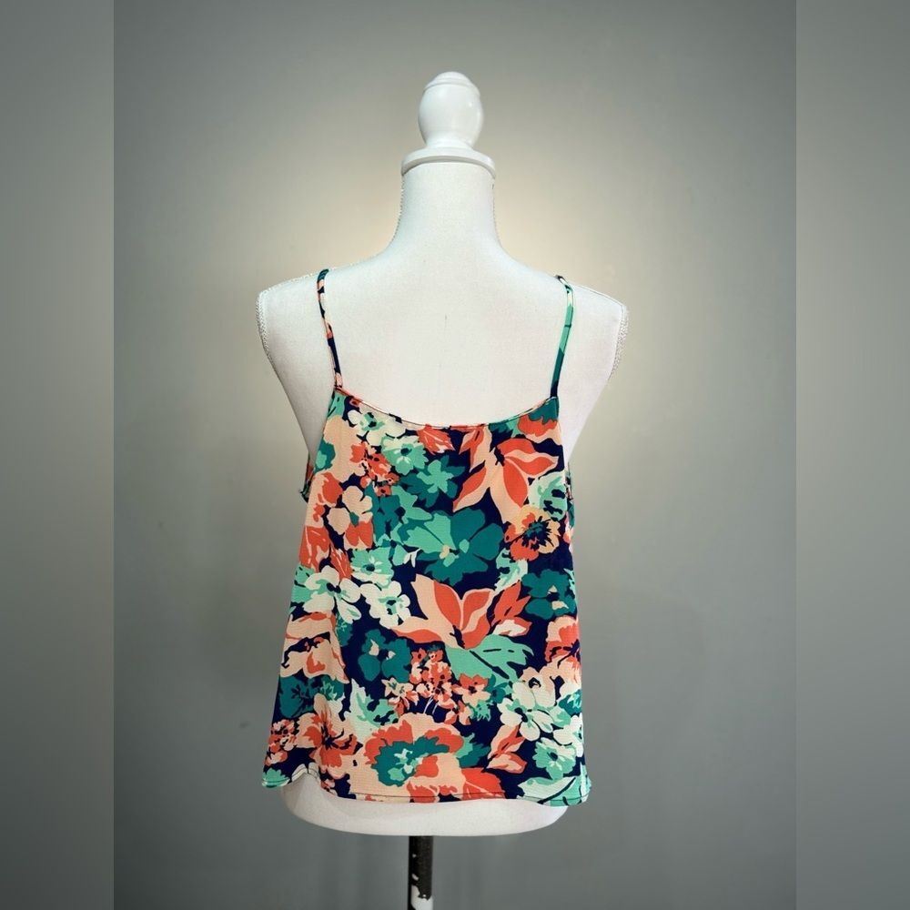 Navy Lush Floral Knotted Front Tank Size L EUC - Picture 2 of 5